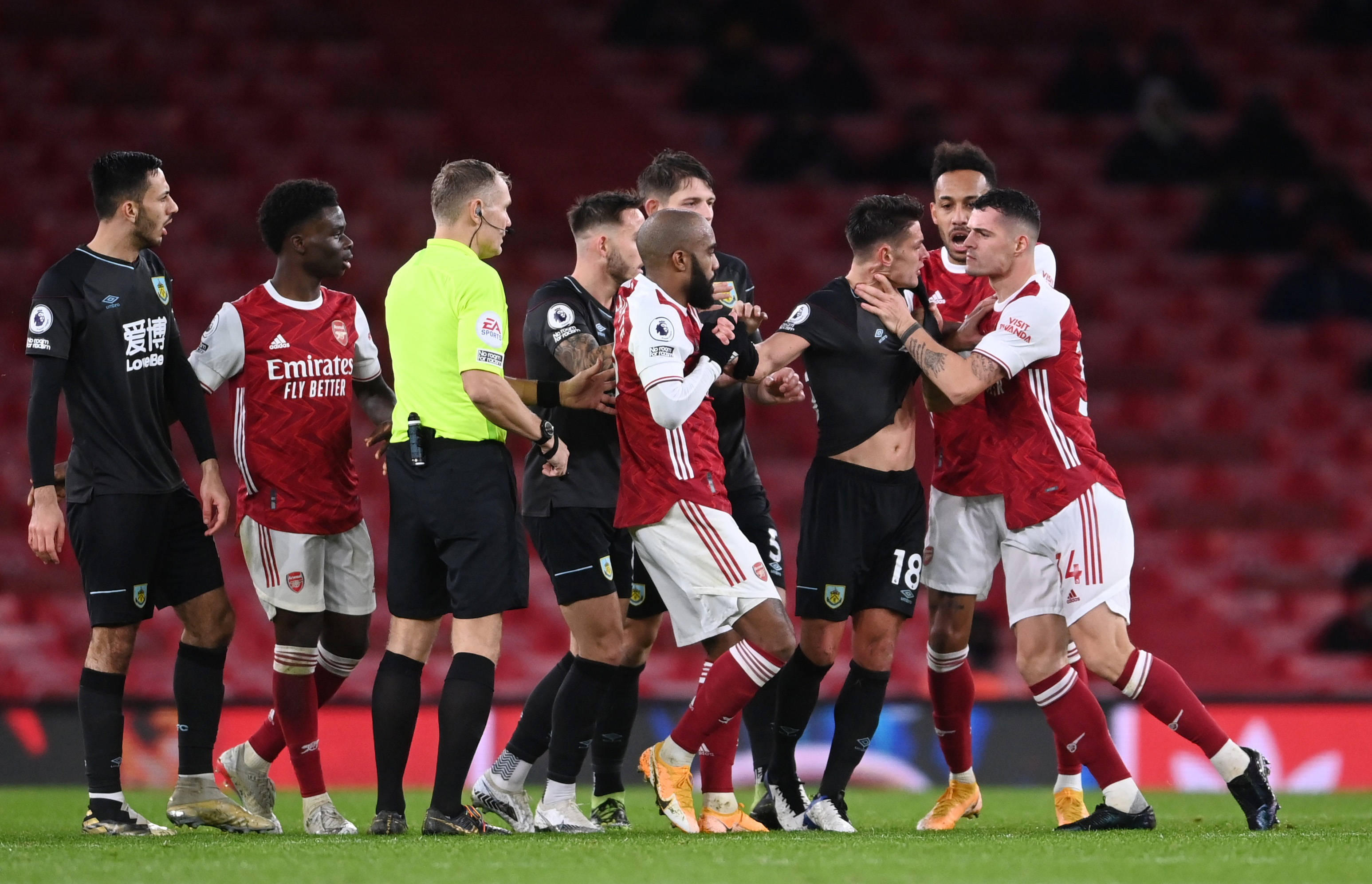 都经过深思 都经过深思